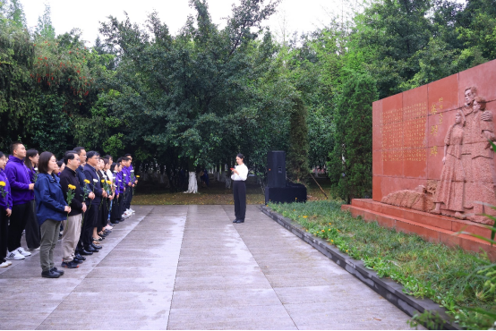 学校举行2024年清明祭英烈主题教育活动