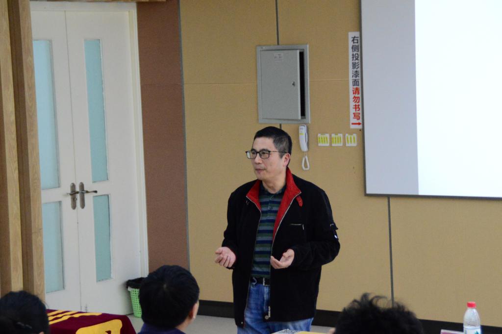 物理学术竞赛开幕式成功举办-青春川大